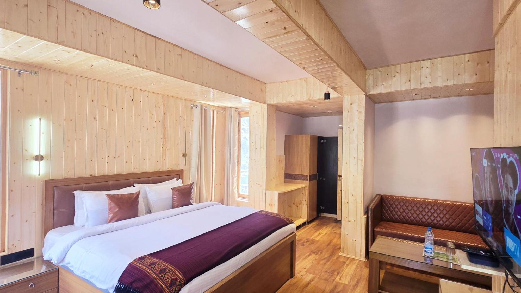 The Hillside Hotel Kasol Bagian luar foto
